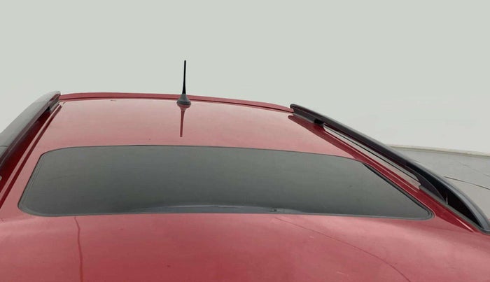 2021 Mahindra XUV300 W8 (O) 1.2 PETROL AMT, Petrol, Automatic, 28,551 km, Moonroof/ Sunroof