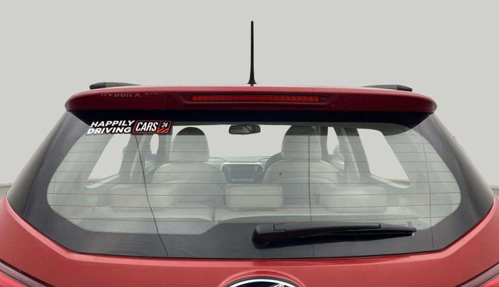 2021 Mahindra XUV300 W8 (O) 1.2 PETROL AMT, Petrol, Automatic, 28,551 km, Rear Windshield