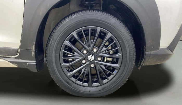 2019 Maruti XL6 ZETA MT, Petrol, Manual, 31,446 km, Right Front Wheel