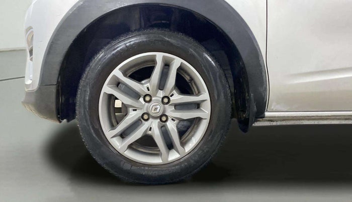 2019 Renault TRIBER RXZ, Petrol, Manual, 46,047 km, Left Front Wheel