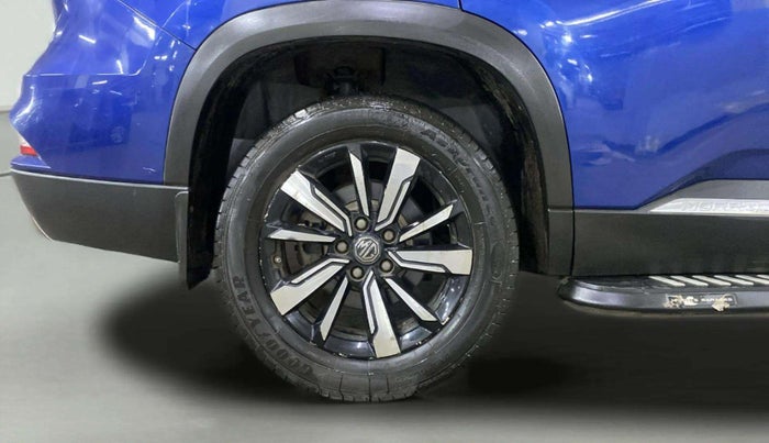 2023 MG HECTOR PLUS  SHARP PLUS 2.0 D TURBO MT 6STR, Diesel, Manual, 29,183 km, Right Rear Wheel