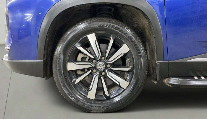2023 MG HECTOR PLUS  SHARP PLUS 2.0 D TURBO MT 6STR, Diesel, Manual, 29,183 km, Left Front Wheel