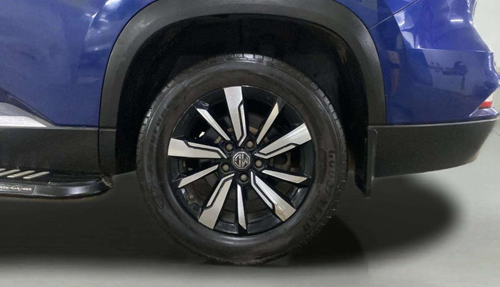 2023 MG HECTOR PLUS  SHARP PLUS 2.0 D TURBO MT 6STR, Diesel, Manual, 29,183 km, Left Rear Wheel