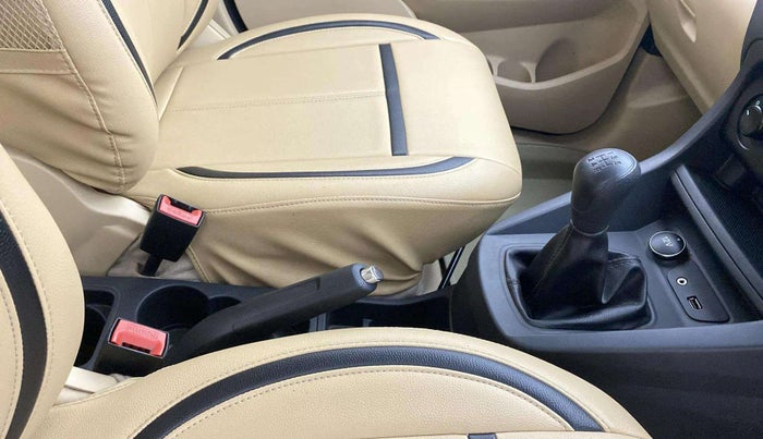 2020 Ford Figo Aspire TITANIUM 1.2 PETROL, Petrol, Manual, 29,499 km, Gear Lever