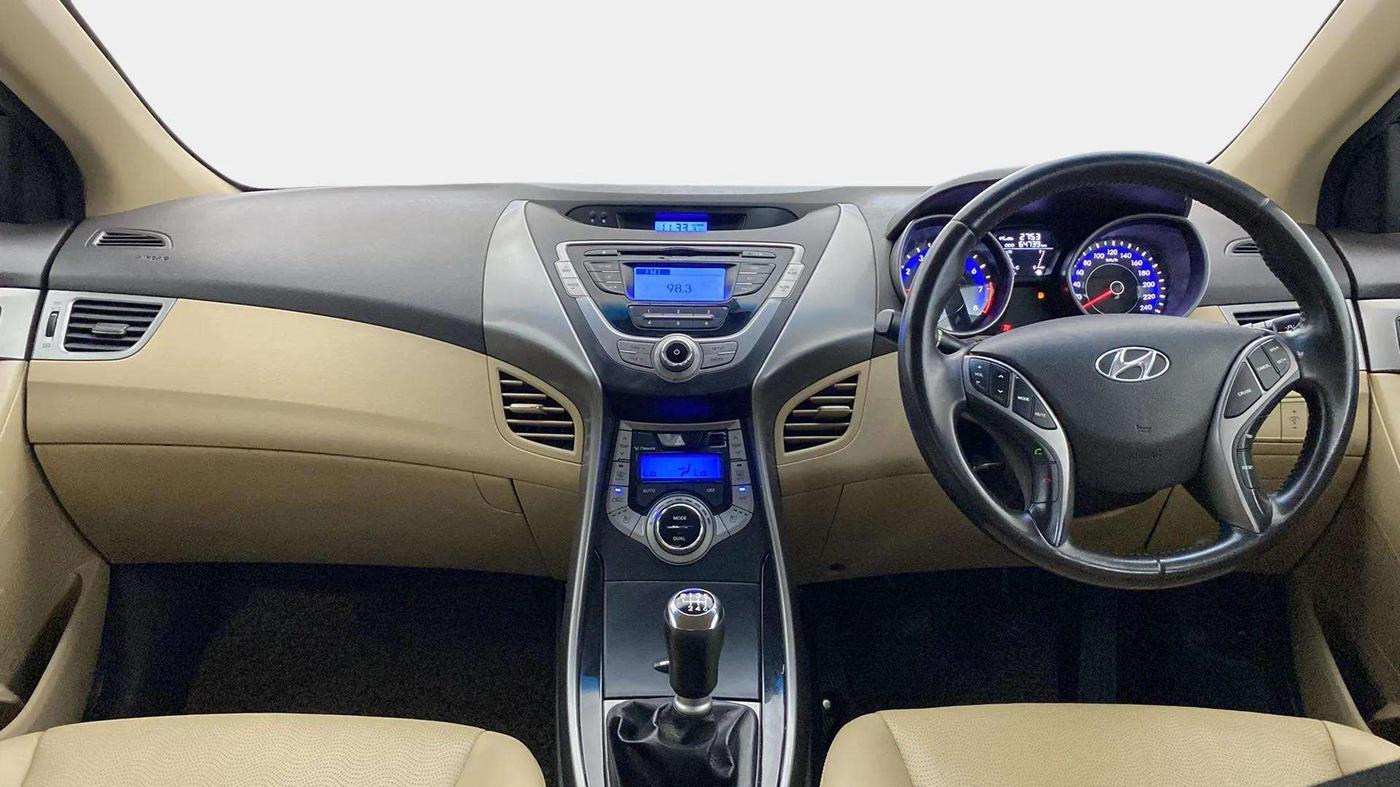 2014 Hyundai New Elantra 1.8 SX MT VTVT, Petrol, Manual, 64,722 km, Dashboard