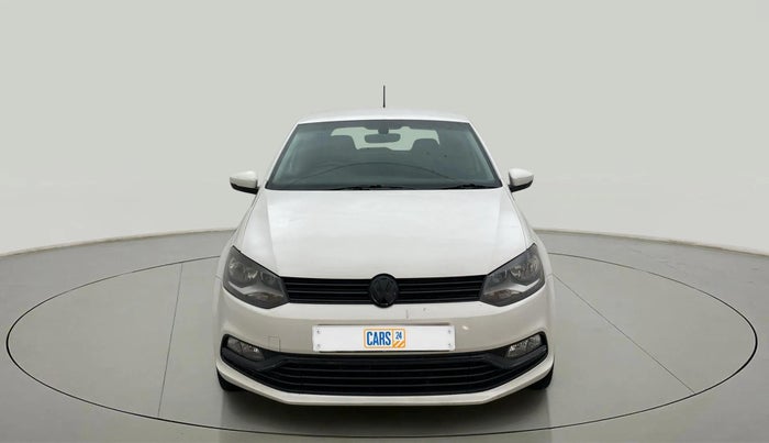 2018 Volkswagen Polo HIGHLINE PLUS 1.0 16 ALLOY, Petrol, Manual, 1,21,839 km, Front