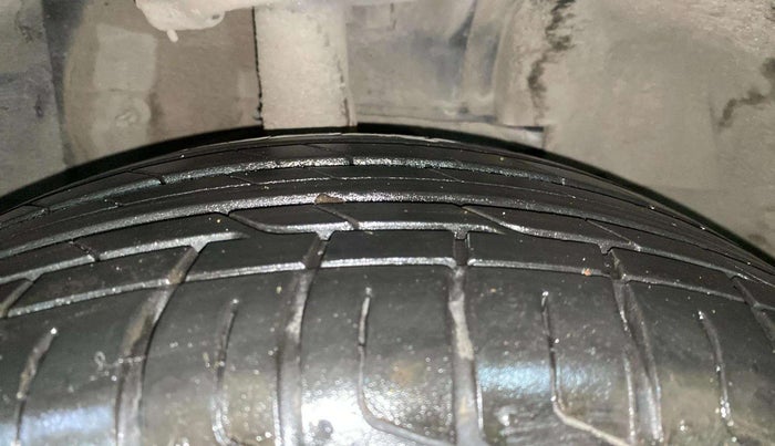 2019 Tata NEXON XZA PLUS PETROL, Petrol, Automatic, 37,235 km, Right Front Tyre Tread