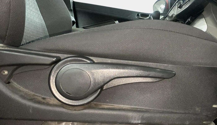 2019 Tata NEXON XZA PLUS PETROL, Petrol, Automatic, 37,235 km, Driver Side Adjustment Panel