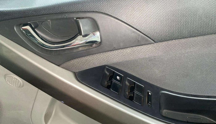 2019 Tata NEXON XZA PLUS PETROL, Petrol, Automatic, 37,235 km, Driver Side Door Panels Control