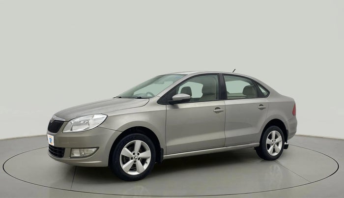2016 Skoda Rapid AMBITION 1.6 MPI MT, Petrol, Manual, 38,023 km, Left Front Diagonal