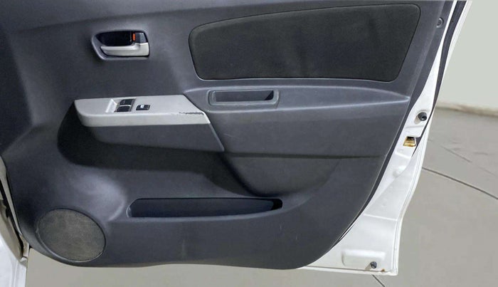 2012 Maruti Wagon R 1.0 LXI, Petrol, Manual, 48,646 km, Driver Side Door Panels Control