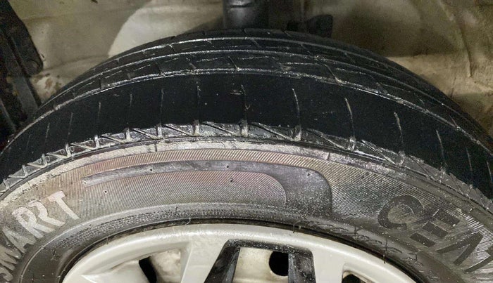 2012 Maruti Wagon R 1.0 LXI, Petrol, Manual, 51,545 km, Left Rear Tyre Tread