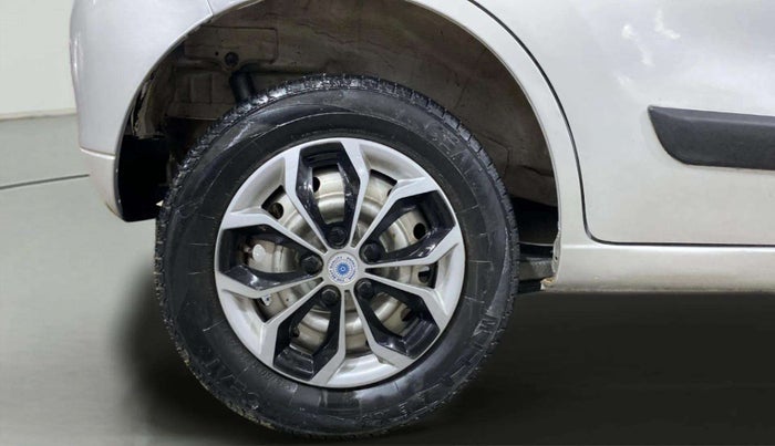 2012 Maruti Wagon R 1.0 LXI, Petrol, Manual, 51,545 km, Right Rear Wheel