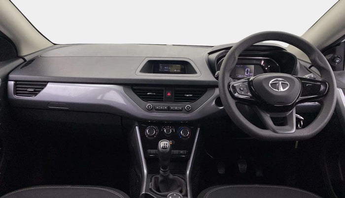 2022 Tata NEXON XM SUNROOF PETROL, Petrol, Manual, 17,777 km, Dashboard
