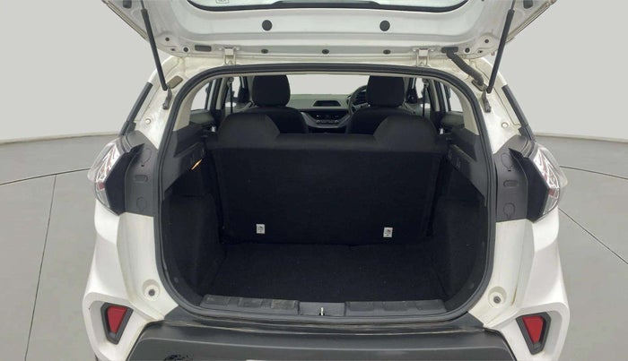 2022 Tata NEXON XM SUNROOF PETROL, Petrol, Manual, 17,777 km, Boot Inside
