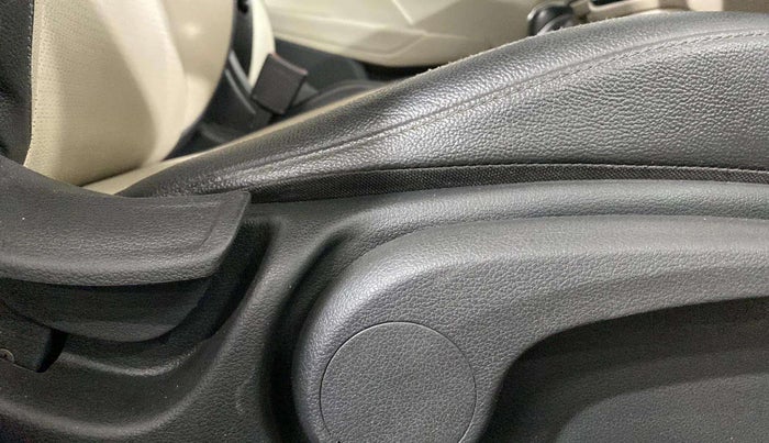 2018 Hyundai Verna 1.6 VTVT SX (O) AT, Petrol, Automatic, 46,261 km, Driver Side Adjustment Panel