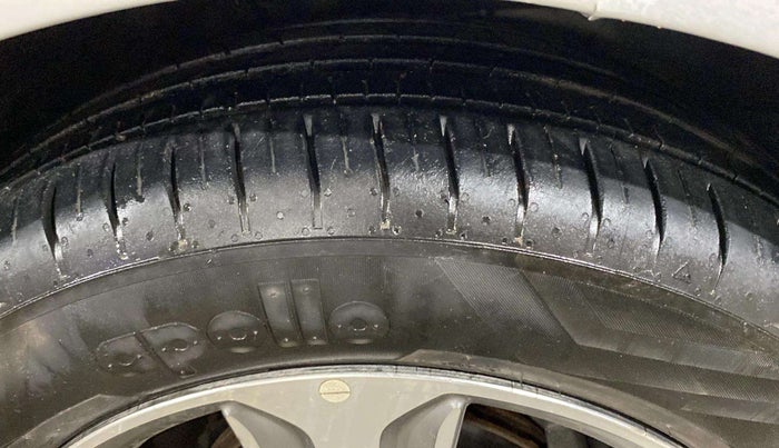 2018 Hyundai Verna 1.6 VTVT SX (O) AT, Petrol, Automatic, 46,261 km, Right Front Tyre Tread