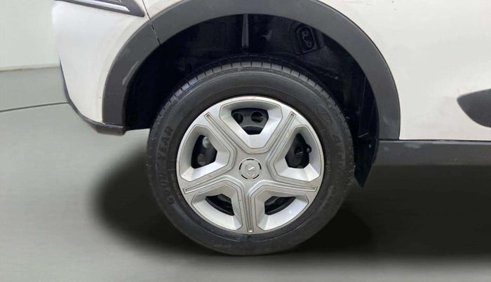 2021 Tata NEXON XMA SUNROOF PETROL, Petrol, Automatic, 43,297 km, Right Rear Wheel