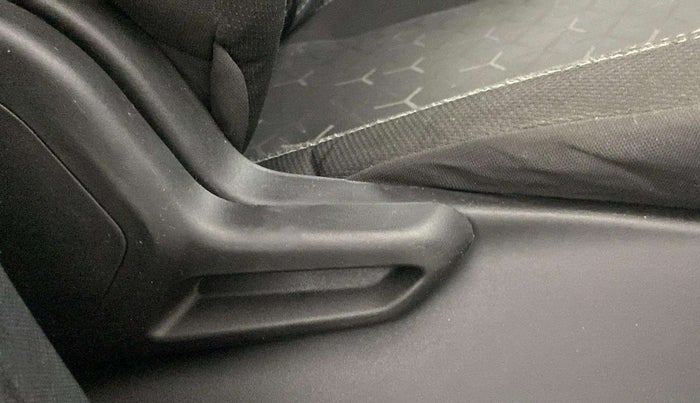 2021 Tata NEXON XMA SUNROOF PETROL, Petrol, Automatic, 43,297 km, Driver Side Adjustment Panel