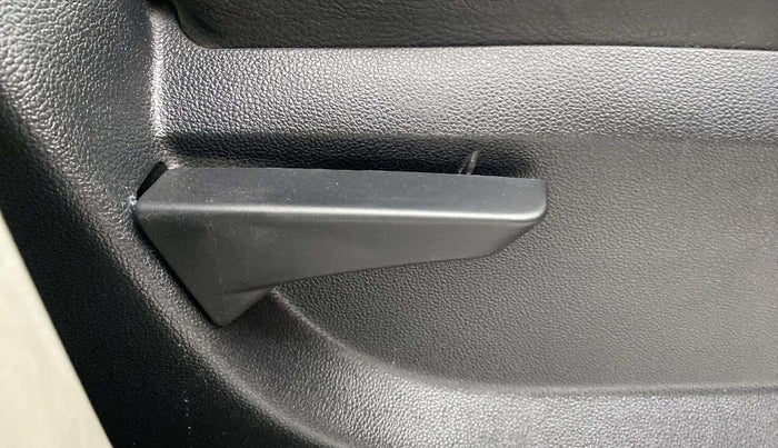2016 Mahindra Kuv100 K4 6 STR, Petrol, Manual, 45,796 km, Driver Side Adjustment Panel