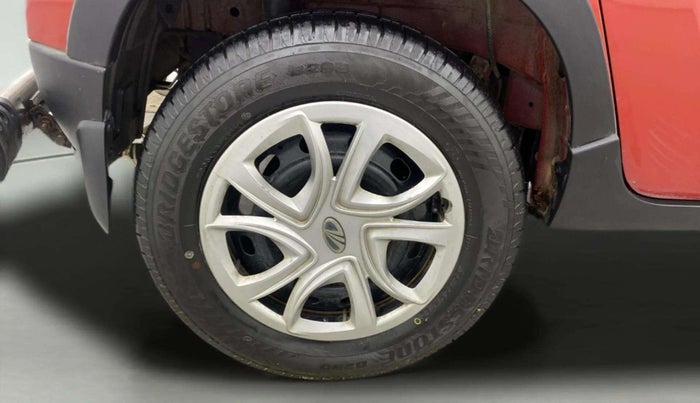 2016 Mahindra Kuv100 K4 6 STR, Petrol, Manual, 45,796 km, Right Rear Wheel