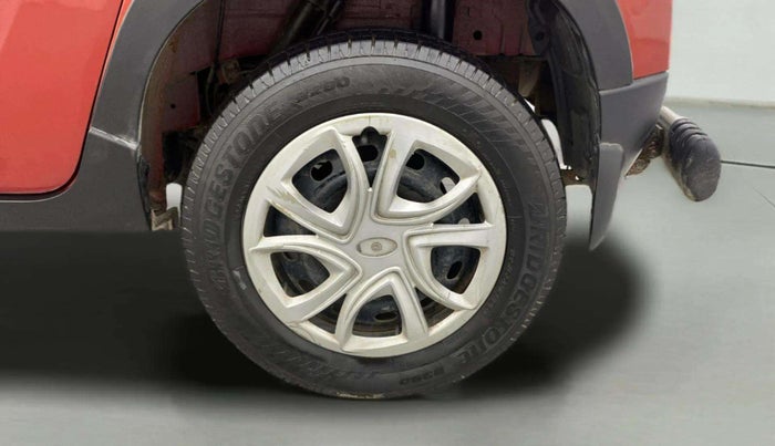 2016 Mahindra Kuv100 K4 6 STR, Petrol, Manual, 45,796 km, Left Rear Wheel