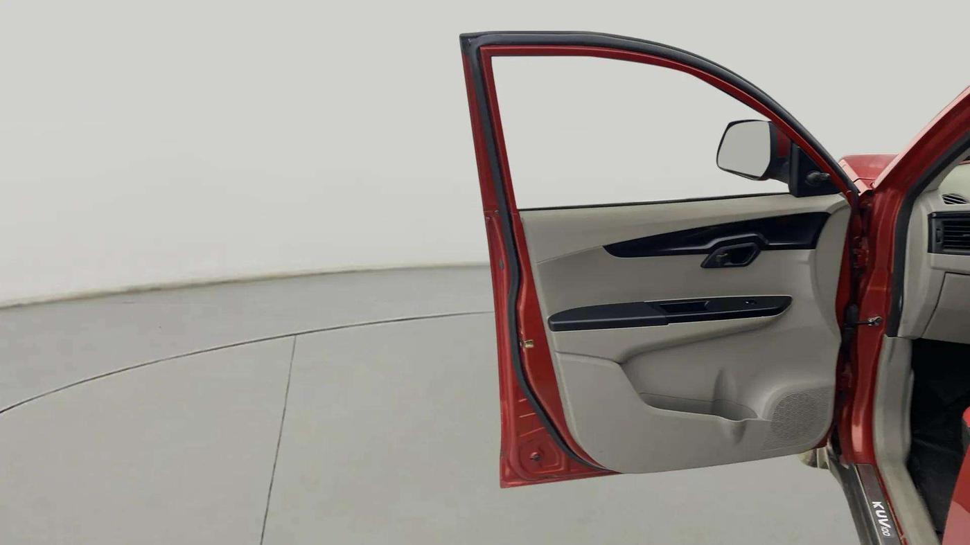 2016 Mahindra Kuv100 K4 6 STR, Petrol, Manual, 45,796 km, LHS Front Door