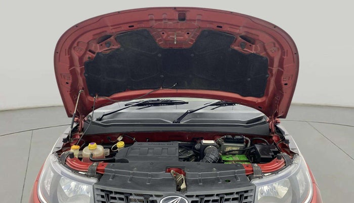 2016 Mahindra Kuv100 K4 6 STR, Petrol, Manual, 45,796 km, Open Bonet
