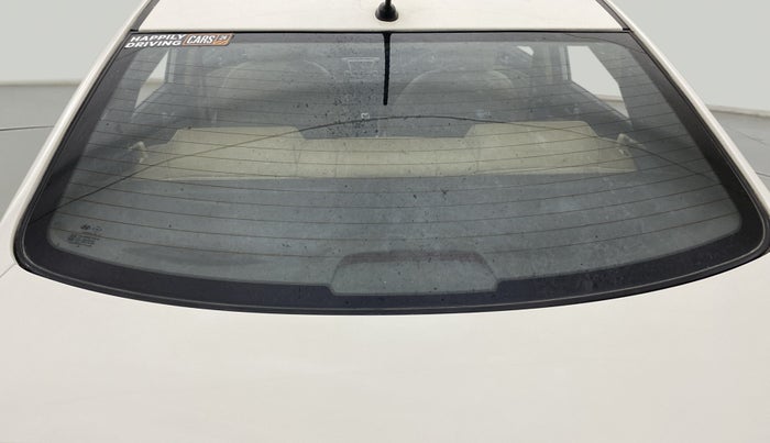 2016 Hyundai Verna 1.6 VTVT SX, Petrol, Manual, 47,319 km, Rear Windshield