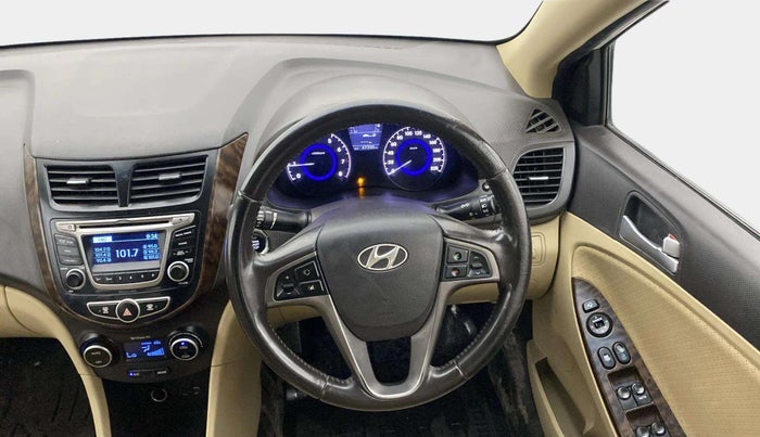 2016 Hyundai Verna 1.6 VTVT SX, Petrol, Manual, 47,319 km, Steering Wheel Close Up