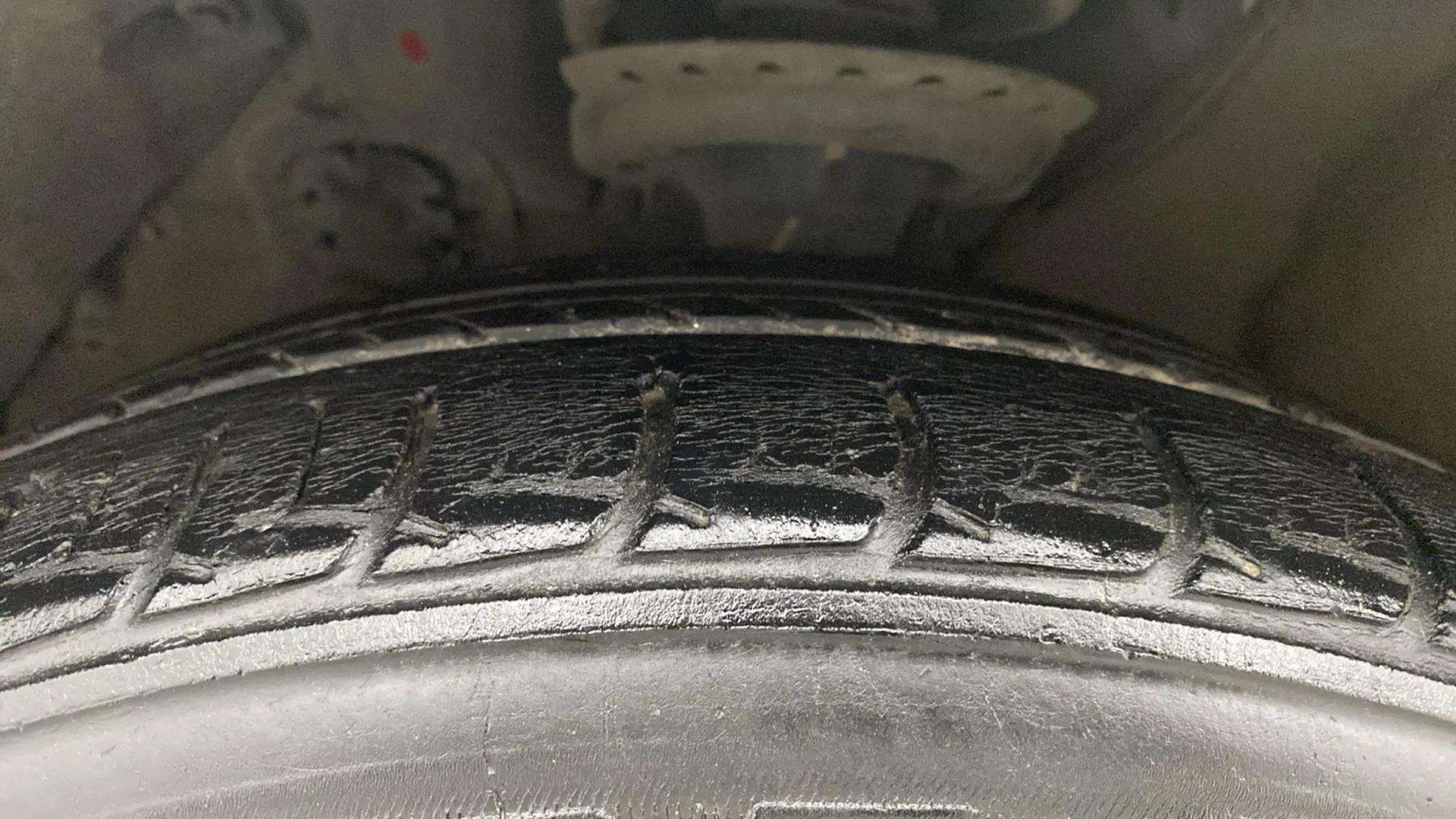 LHS-Front-Tyre-Tread-20