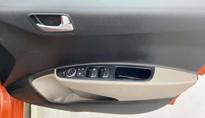2019 Hyundai Grand i10 SPORTZ AT 1.2 KAPPA VTVT, Petrol, Automatic, 25,008 km, Driver Side Door Panels Control