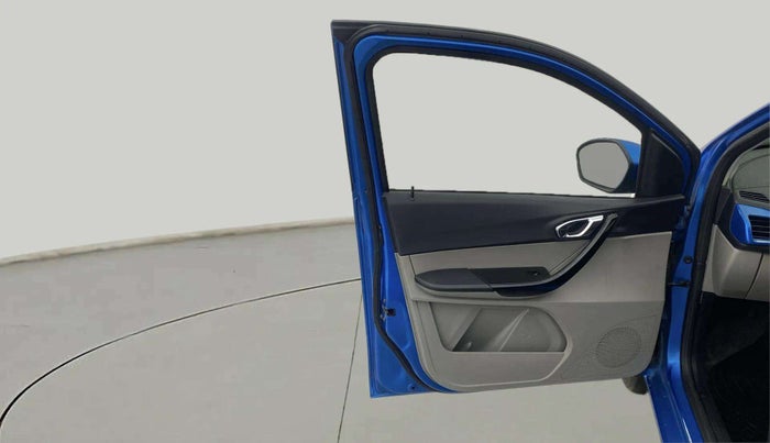 2018 Tata Tiago XZ PLUS DUAL TONE PETROL, Petrol, Manual, 80,120 km, LHS Front Door