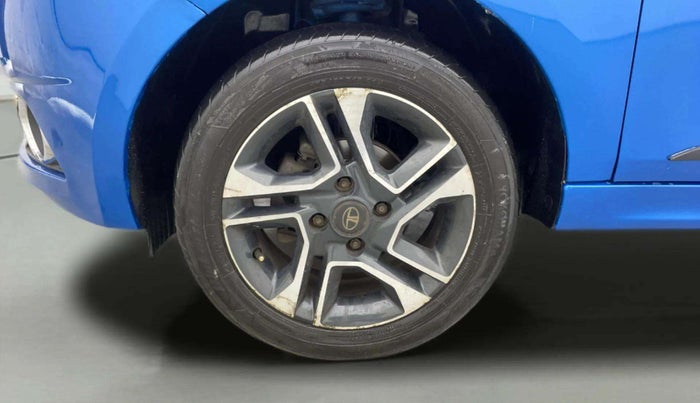 2018 Tata Tiago XZ PLUS DUAL TONE PETROL, Petrol, Manual, 80,120 km, Left Front Wheel