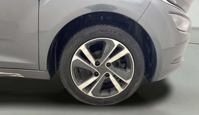 2021 Tata ALTROZ XZ PETROL, Petrol, Manual, 55,289 km, Right Front Wheel
