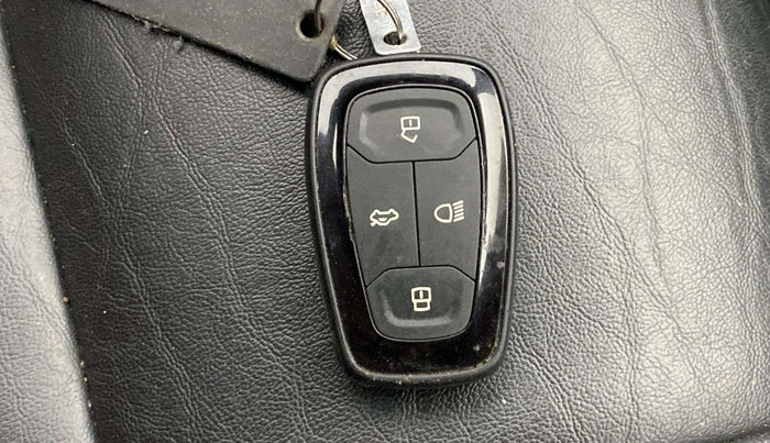 2021 Tata ALTROZ XZ PETROL, Petrol, Manual, 55,289 km, Key Close Up