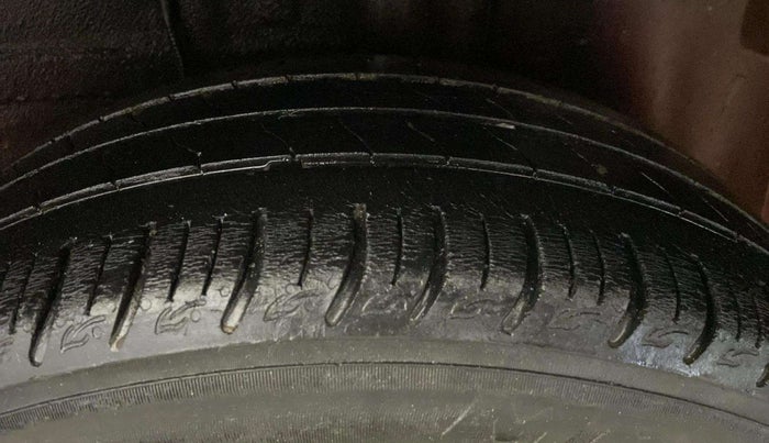 2020 Tata ALTROZ XT PETROL, Petrol, Manual, 57,856 km, Left Rear Tyre Tread