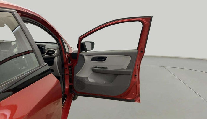 2020 Tata ALTROZ XT PETROL, Petrol, Manual, 57,856 km, RHS Front Door
