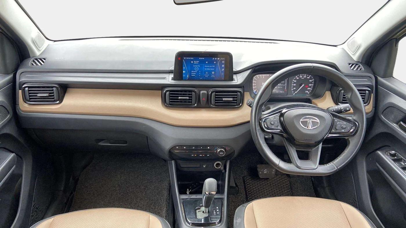 2022 Tata PUNCH CREATIVE 1.2 AMT KAZIRANGA EDITION , Petrol, Automatic, 17,638 km, Dashboard