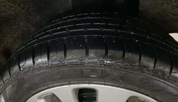 2018 Maruti Baleno ZETA PETROL 1.2, Petrol, Manual, 49,174 km, Right Rear Tyre Tread
