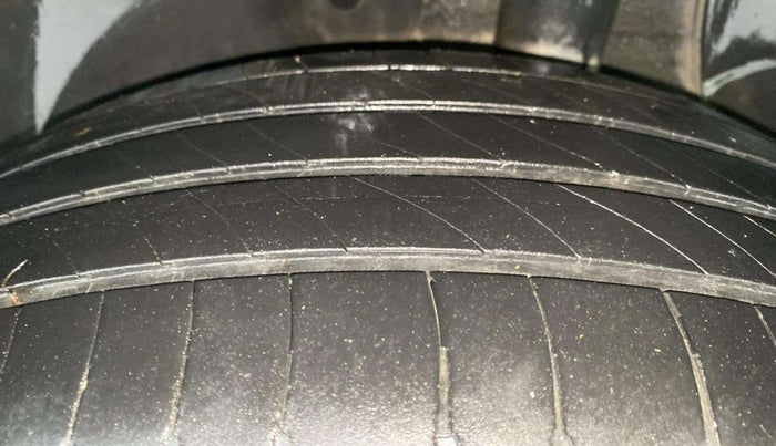 2018 Hyundai Creta E PLUS 1.6 PETROL, Petrol, Manual, 73,825 km, Left Rear Tyre Tread