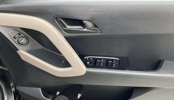 2018 Hyundai Creta E PLUS 1.6 PETROL, Petrol, Manual, 73,825 km, Driver Side Door Panels Control