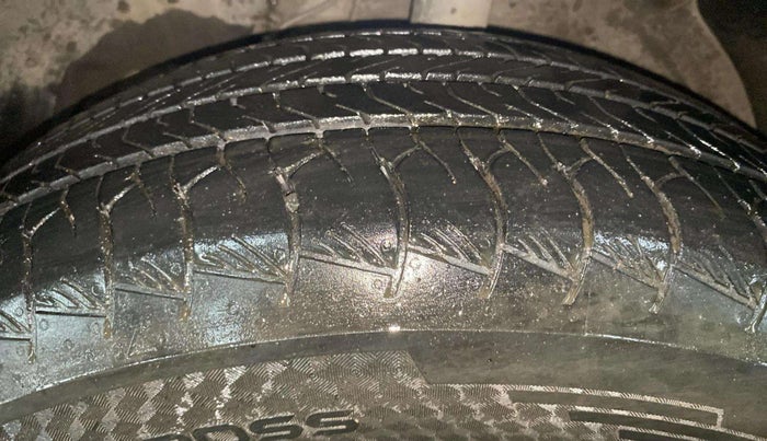 2019 MG HECTOR SHARP 1.5 DCT PETROL, Petrol, Automatic, 74,194 km, Left Front Tyre Tread