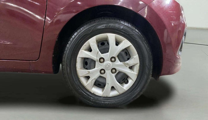 2014 Hyundai Grand i10 MAGNA 1.2 KAPPA VTVT, CNG, Manual, 84,331 km, Right Front Wheel