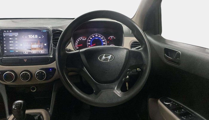 2014 Hyundai Grand i10 MAGNA 1.2 KAPPA VTVT, CNG, Manual, 84,331 km, Steering Wheel Close Up