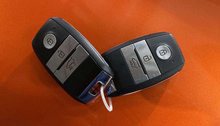 2021 KIA SELTOS HTK PLUS 1.5, Petrol, Manual, 3,645 km, Key Close Up