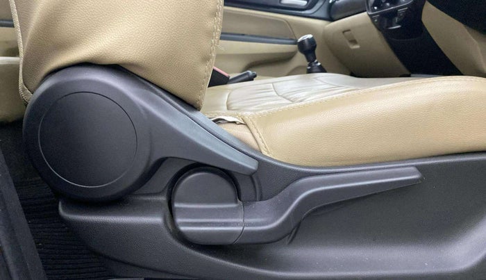 2021 Honda Amaze 1.2L I-VTEC S, Petrol, Manual, 28,276 km, Driver Side Adjustment Panel
