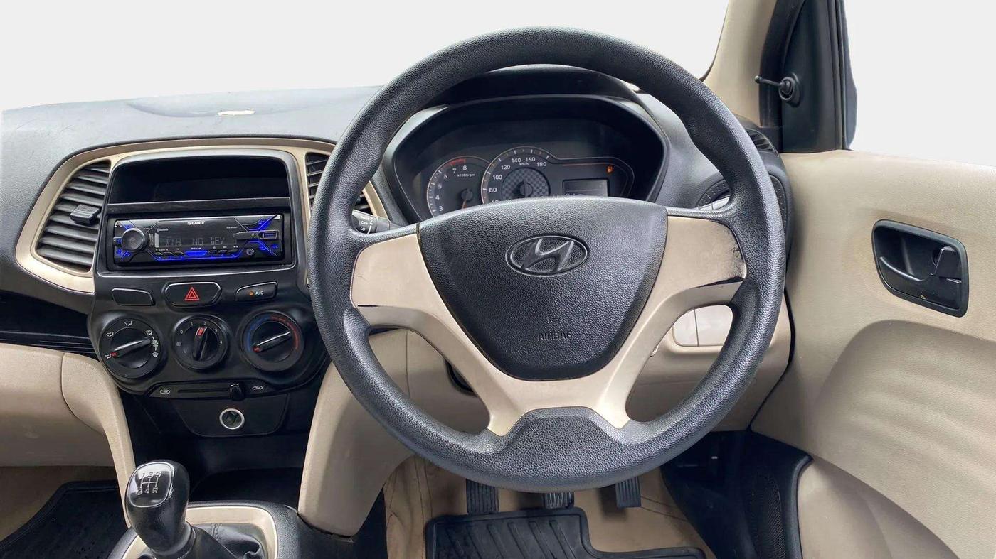 2019 Hyundai NEW SANTRO ERA EXECUTIVE, Petrol, Manual, 63,189 km, Steering Wheel Close Up