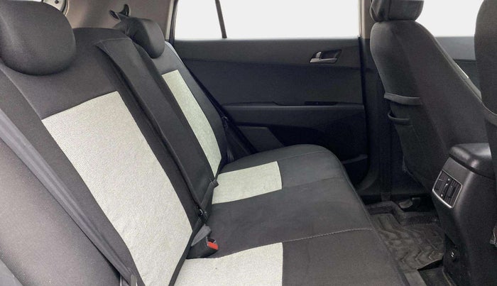 2016 Hyundai Creta SX PLUS 1.6 PETROL, Petrol, Manual, 84,505 km, Right Side Rear Door Cabin