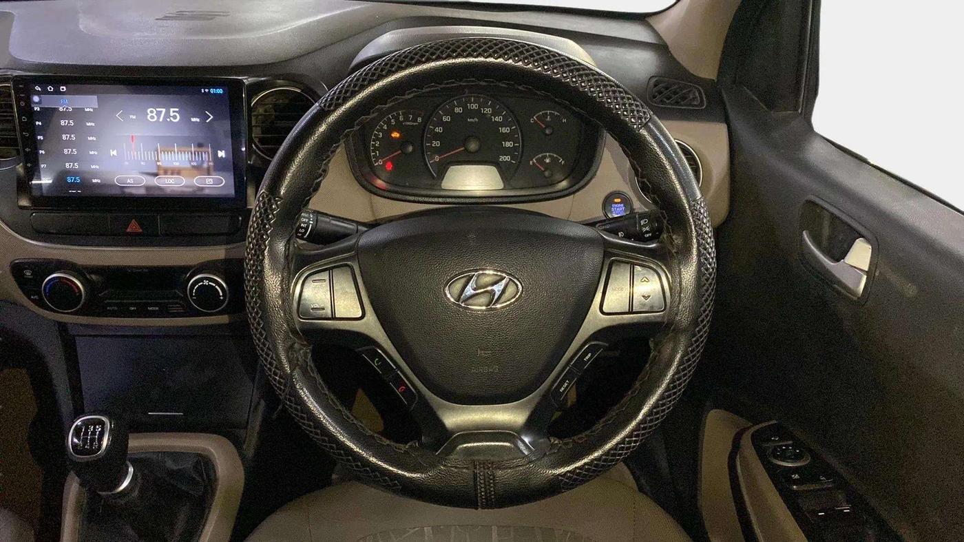 2014 Hyundai Xcent SX 1.2 (O), Petrol, Manual, 83,617 km, Steering Wheel Close Up